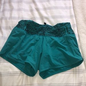 lulu lemon run times shorts 4"